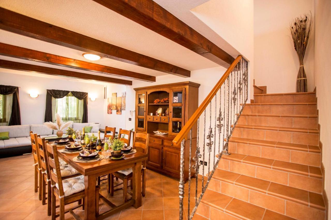 Holiday House Alex Rovinj Luaran gambar