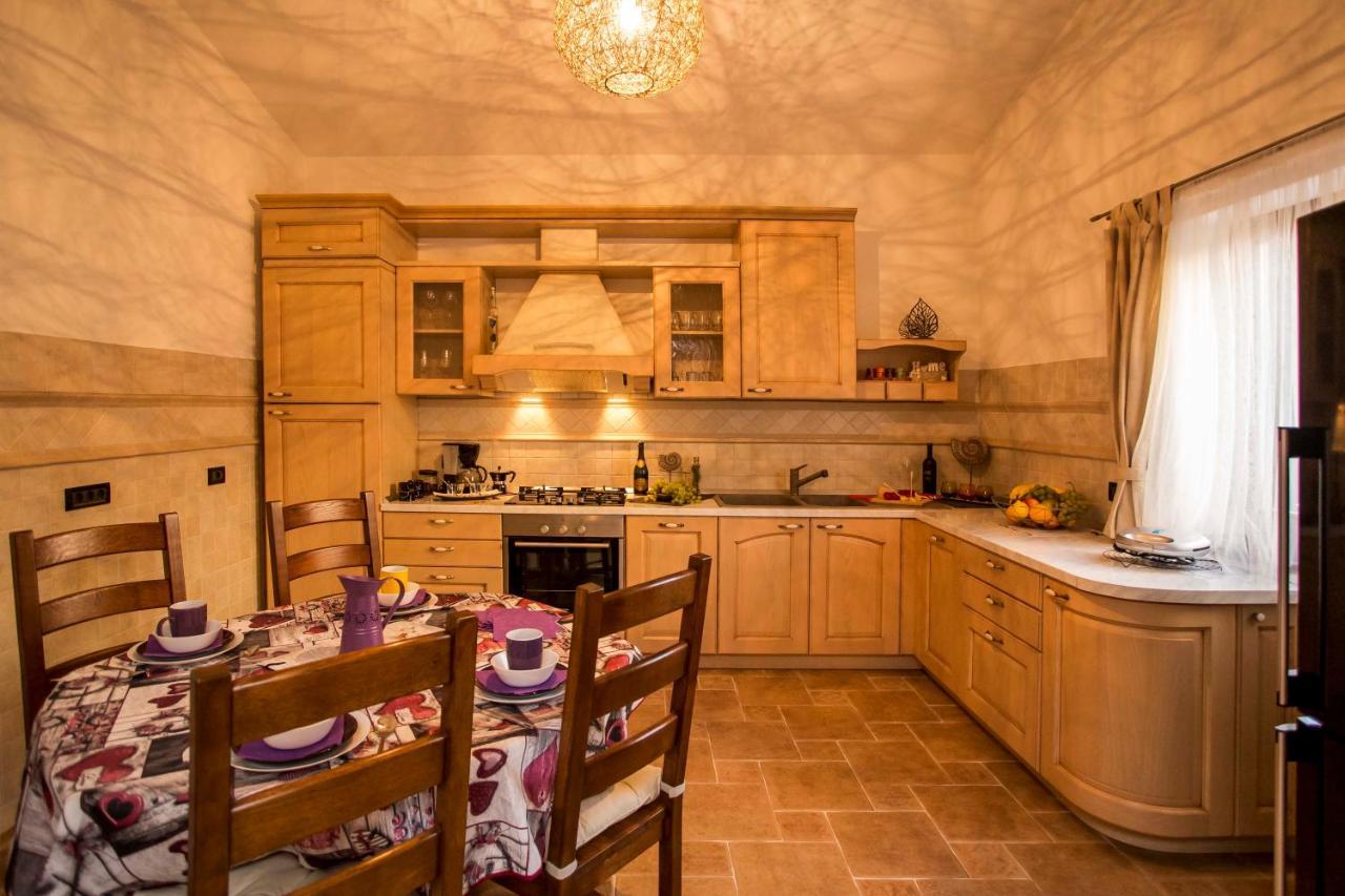 Holiday House Alex Rovinj Luaran gambar