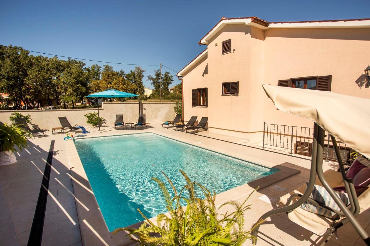 Holiday House Alex Rovinj Luaran gambar