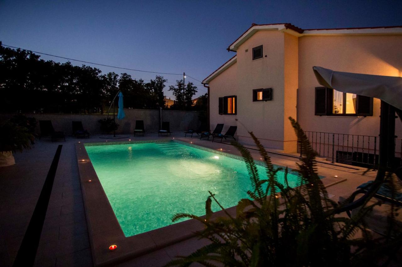 Holiday House Alex Rovinj Luaran gambar