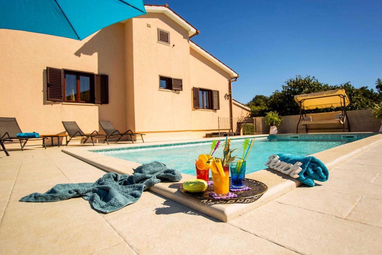 Holiday House Alex Rovinj Luaran gambar